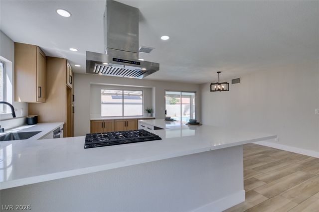 3152 Laurel Avenue, Henderson, NV 89014