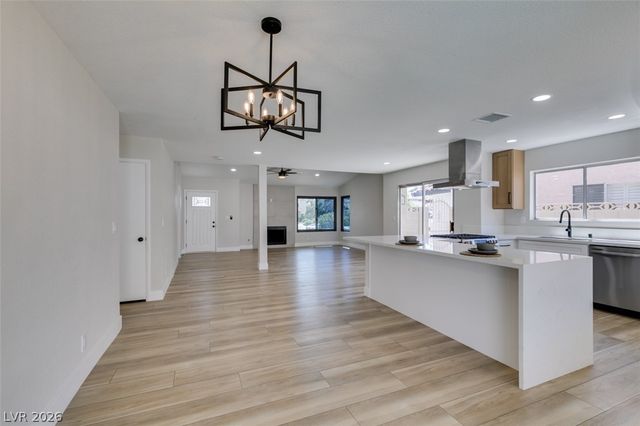 3152 Laurel Avenue, Henderson, NV 89014