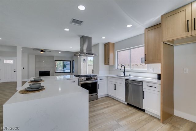 3152 Laurel Avenue, Henderson, NV 89014