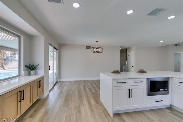 3152 Laurel Avenue, Henderson, NV 89014