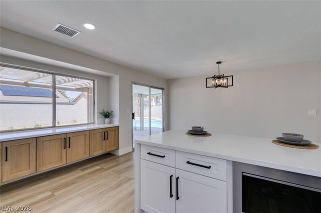 3152 Laurel Avenue, Henderson, NV 89014