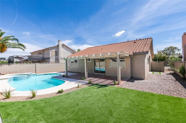 3152 Laurel Avenue, Henderson, NV 89014