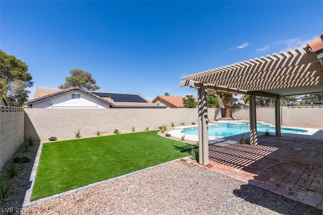 3152 Laurel Avenue, Henderson, NV 89014