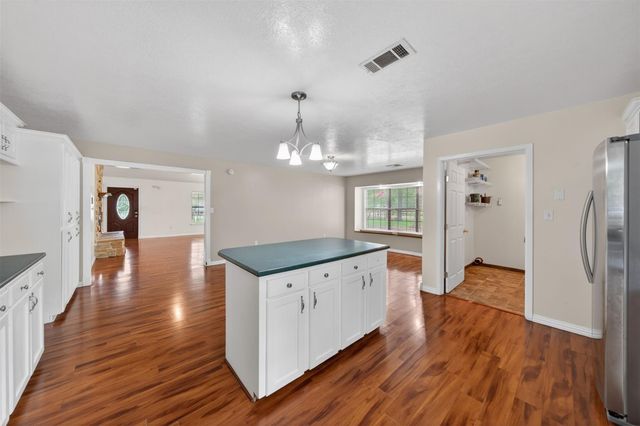 365 County Road 4013, Dayton, TX 77535