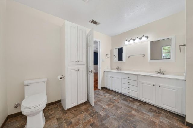 365 County Road 4013, Dayton, TX 77535