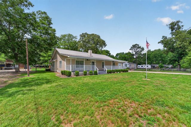 365 County Road 4013, Dayton, TX 77535