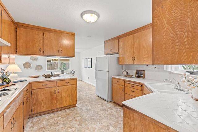 751 W 6th Street, Gilroy, CA 95020