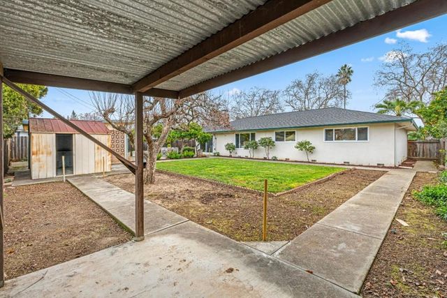 751 W 6th Street, Gilroy, CA 95020