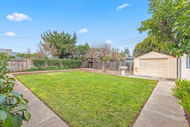 751 W 6th Street, Gilroy, CA 95020