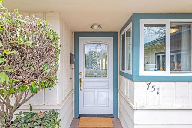 751 W 6th Street, Gilroy, CA 95020