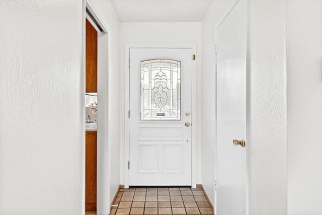 751 W 6th Street, Gilroy, CA 95020