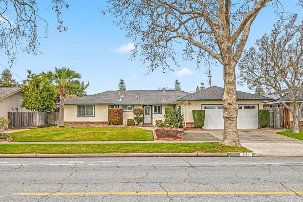 751 W 6th Street, Gilroy, CA 95020