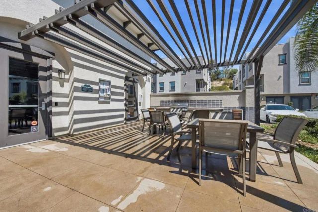 2117 Solara Lane, Vista, CA 92081