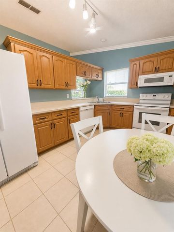 1705 CURRY TRAIL 32, Nokomis, FL 34275