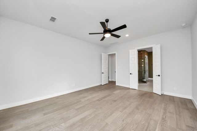 11015 Sandy Pinewoods Trail, Cypress, TX 77433