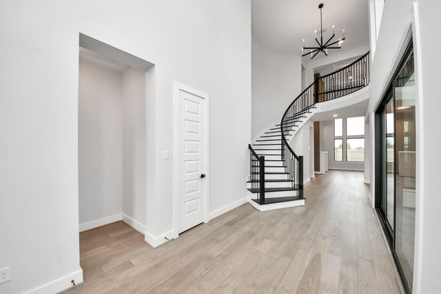 11015 Sandy Pinewoods Trail, Cypress, TX 77433