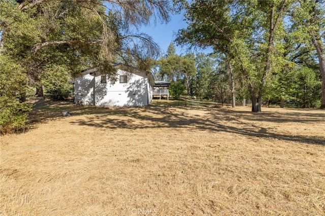 48866 Rock Point Road, Oakhurst, CA 93644