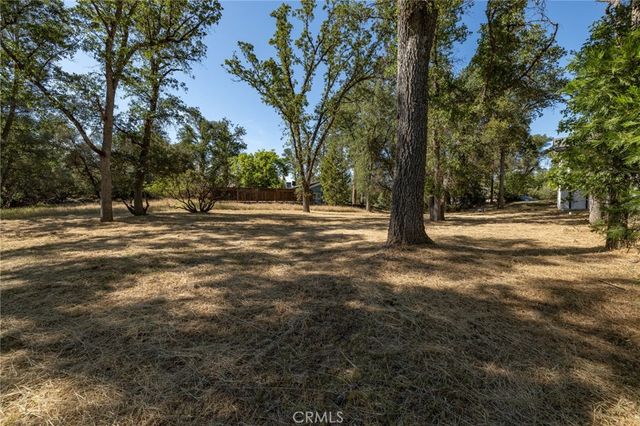 48866 Rock Point Road, Oakhurst, CA 93644