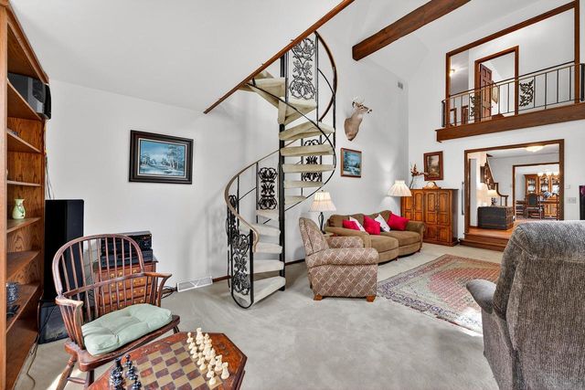 17800 Burlington ROAD, Union Grove, WI 53182
