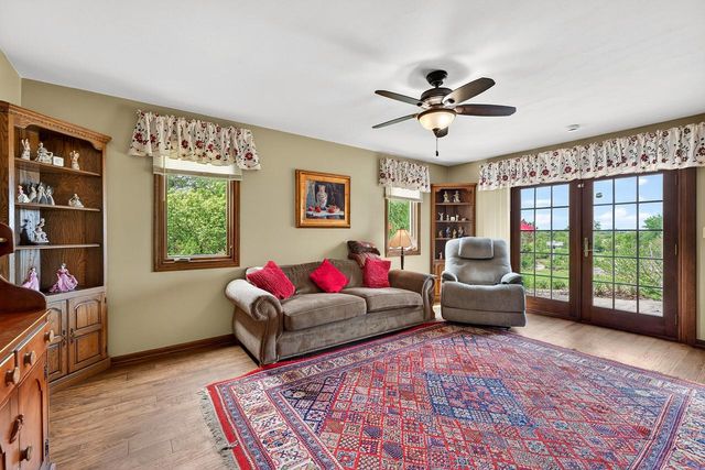 17800 Burlington ROAD, Union Grove, WI 53182