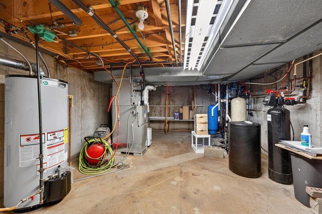 17800 Burlington ROAD, Union Grove, WI 53182