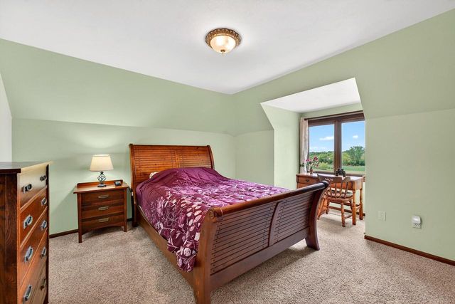 17800 Burlington ROAD, Union Grove, WI 53182