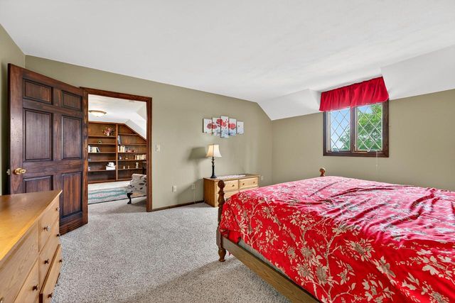 17800 Burlington ROAD, Union Grove, WI 53182