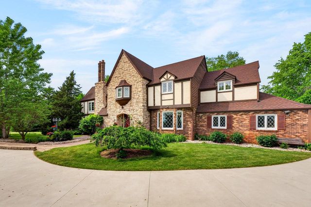 17800 Burlington ROAD, Union Grove, WI 53182