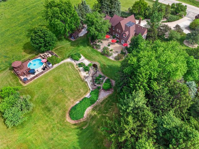 17800 Burlington ROAD, Union Grove, WI 53182