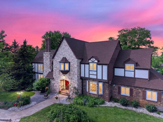 17800 Burlington ROAD, Union Grove, WI 53182