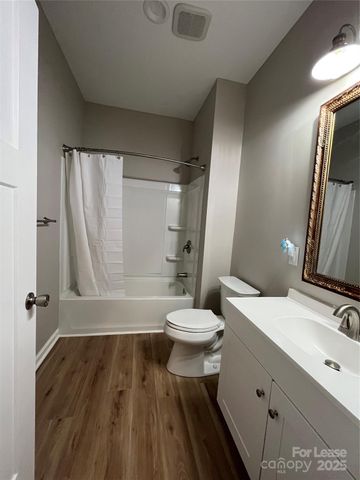 8209 Moores Chapel Road, Charlotte, NC 28214