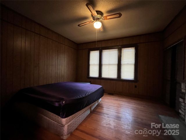 8209 Moores Chapel Road, Charlotte, NC 28214