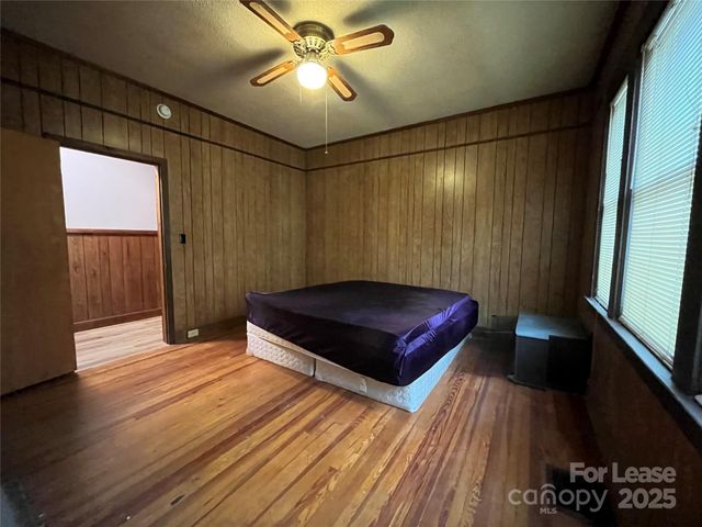 8209 Moores Chapel Road, Charlotte, NC 28214