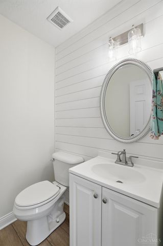 1155 Lake Field Drive, Lebanon, OH 45036