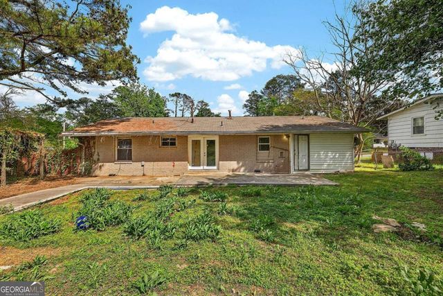 5173 Kingswood Circle, Atlanta, GA 30349