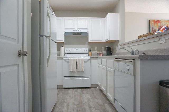 183 Swaying Pine Court, Crestview, FL 32539