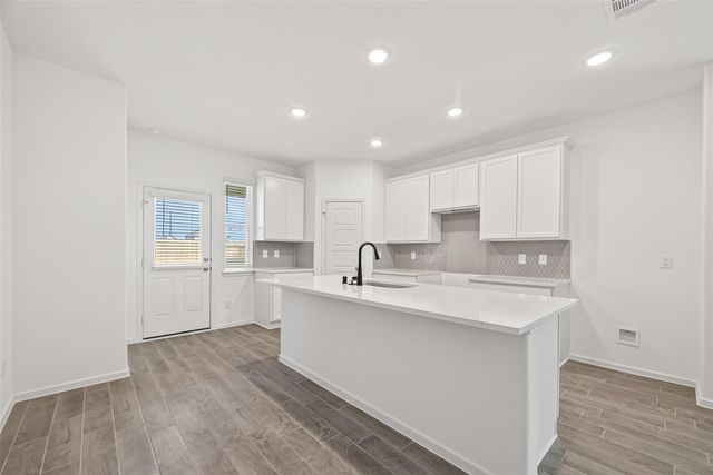 2810 Rockwood Drive, Iowa Colony, TX 77583