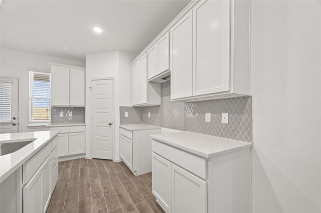 2810 Rockwood Drive, Iowa Colony, TX 77583