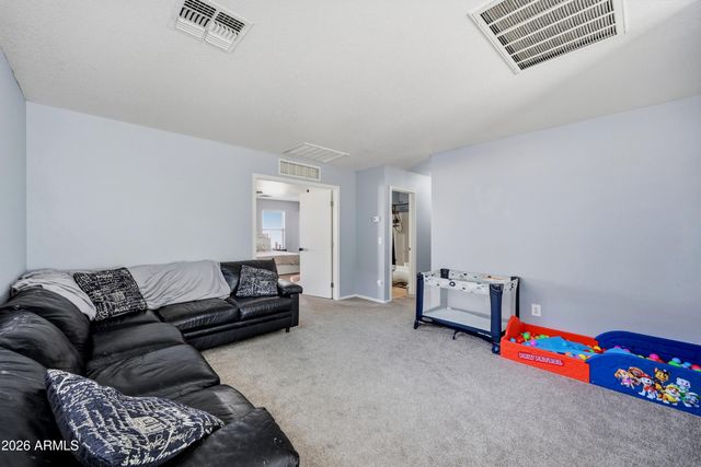 3247 S BOWMAN Road, Apache Junction, AZ 85119