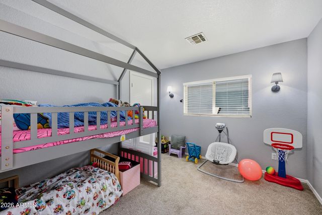 3247 S BOWMAN Road, Apache Junction, AZ 85119