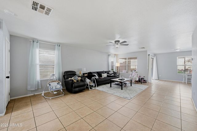 3247 S BOWMAN Road, Apache Junction, AZ 85119