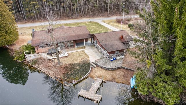 4403 N Raucholz Road, Richland Twp, MI 48626