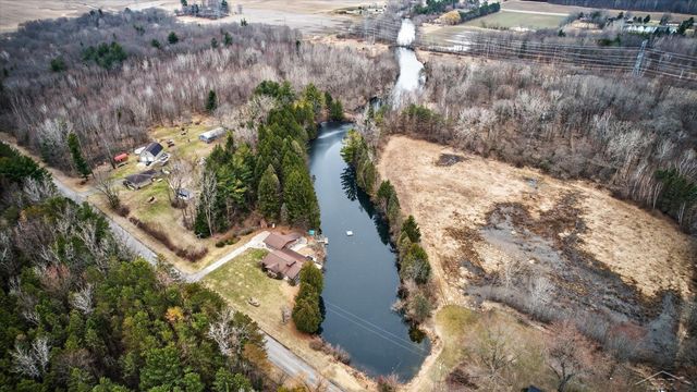 4403 N Raucholz Road, Richland Twp, MI 48626