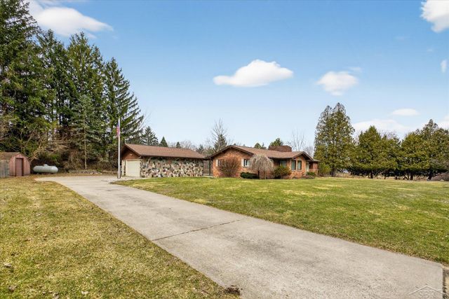 4403 N Raucholz Road, Richland Twp, MI 48626
