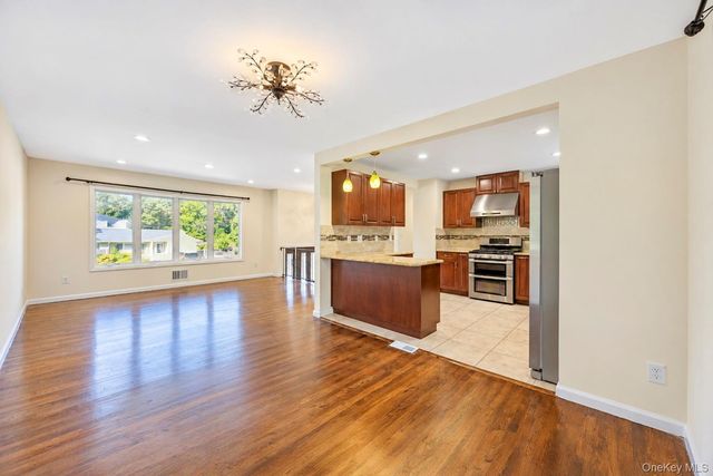 201 Smithtown Polk Boulevard, Centereach, NY 11720