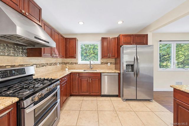 201 Smithtown Polk Boulevard, Centereach, NY 11720