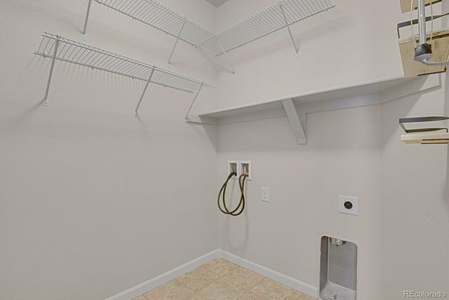 19733 W 93rd Lane D, Arvada, CO 80007