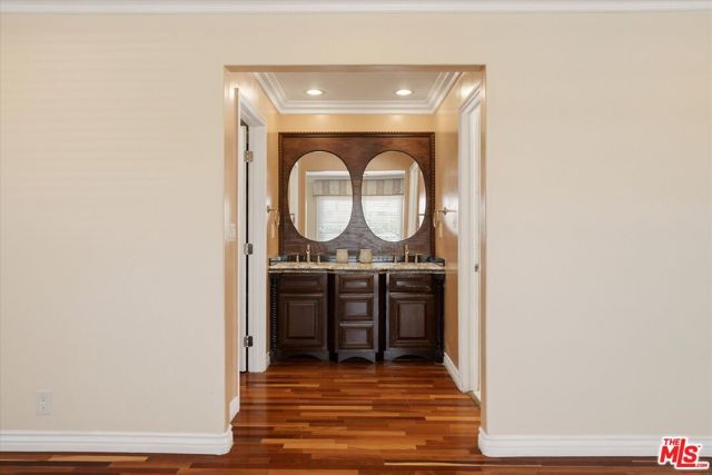 4131 Mantova Drive, Los Angeles, CA 90008