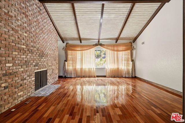 4131 Mantova Drive, Los Angeles, CA 90008