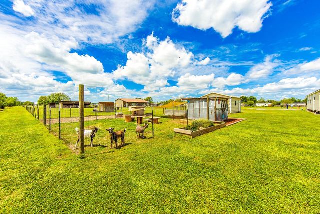 522A Back Project Road, Schriever, LA 70395
